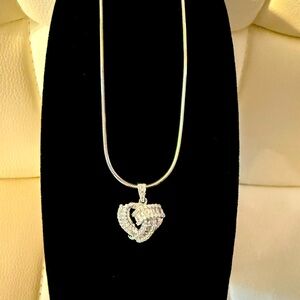 925 sterling silver necklace with pendant